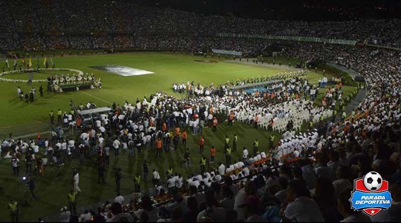 Estadio del Atlético Nacional se llena en homenaje al Chapecoense
