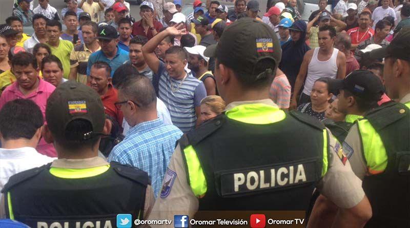 Imagen de la noticia: Manta: Comerciantes reclaman mejoras en Nuevo Tarqui y cierre de mercados no oficiales