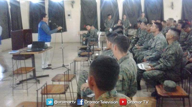 Imagen de la noticia: Capacitan a militares sobre las elecciones