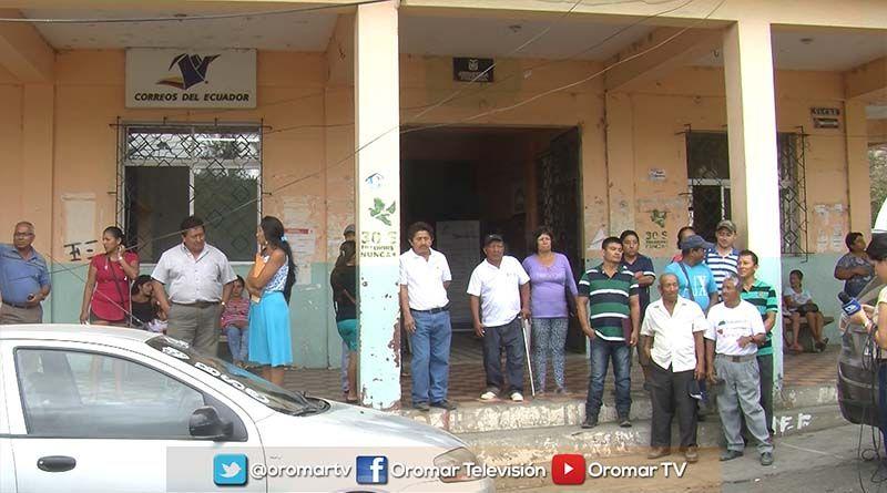 Imagen de la noticia: Damnificados en Montecristi reclaman construcción de sus viviendas