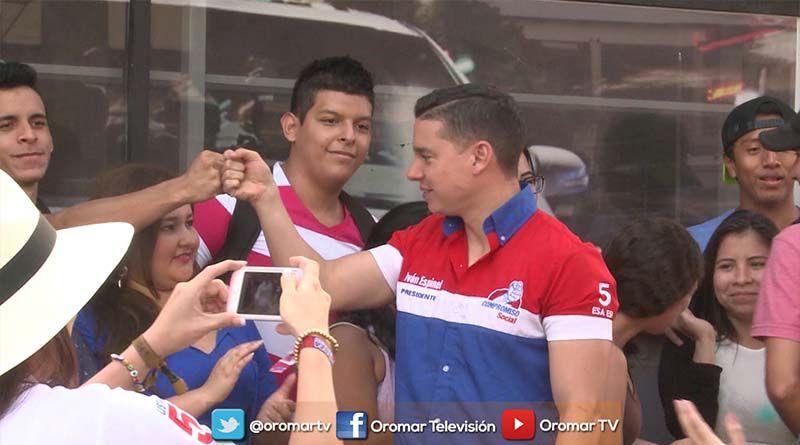 Imagen de la noticia: Iván Espinel recorre Manabí presentando sus propuestas