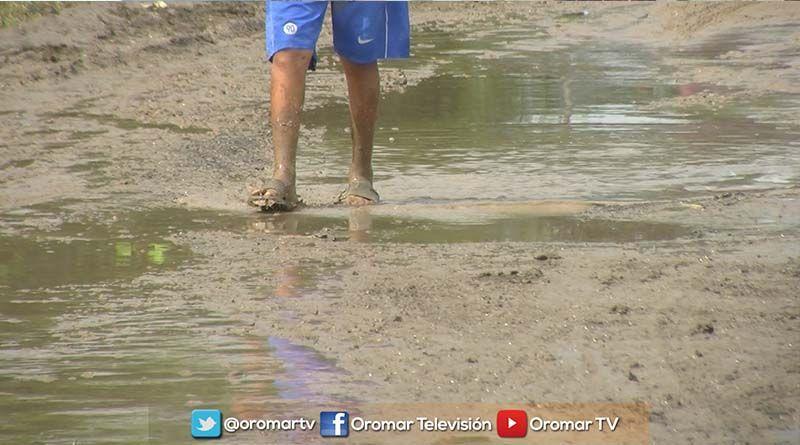Imagen de la noticia: Familias afectadas por desbordamiento de quebrada en Portoviejo