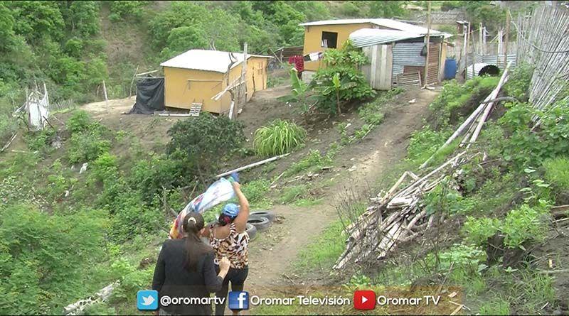 Imagen de la noticia: Montecristi: Ocho familias viven en zona de riesgo