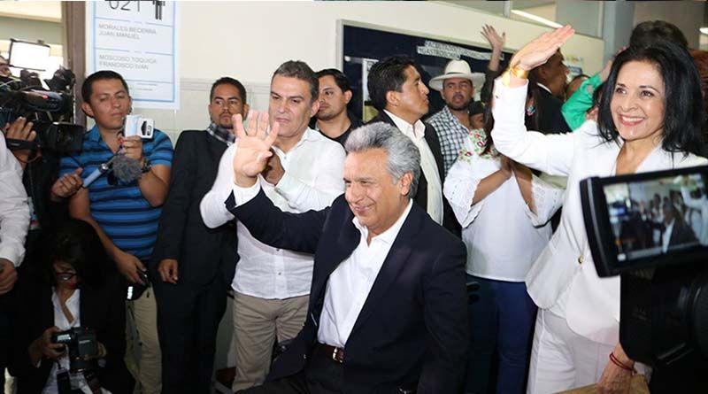 Imagen de la noticia: Lenín Moreno visita Manabí