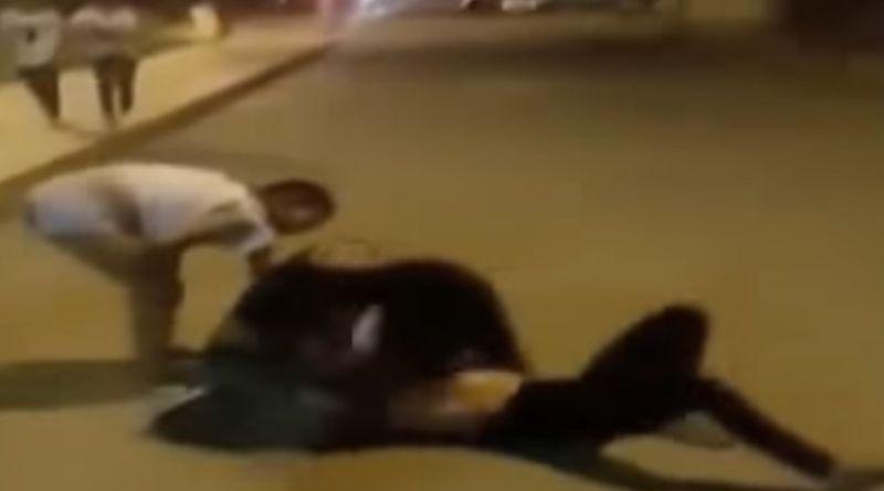 Imagen de la noticia: ¡A PUÑO LIMPIO! Dos mujeres se pelean por el amor de un hombre en Perú