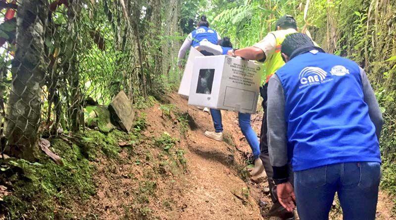 Imagen de la noticia: Personas con discapacidad podrán votar en casa