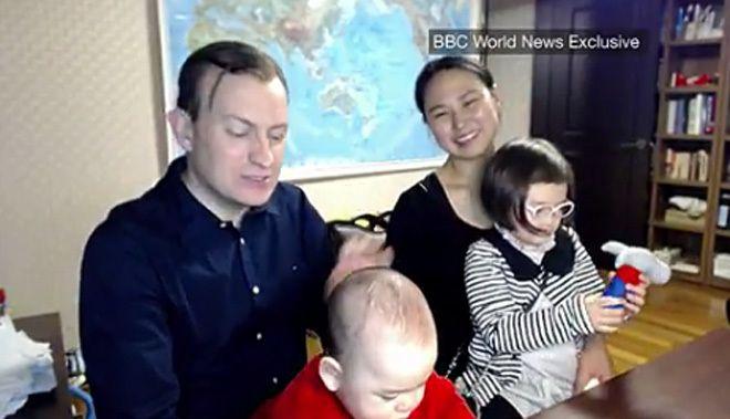 Imagen de la noticia: Después de protagonizar video viral, familia del profesor es entrevistada por la BBC