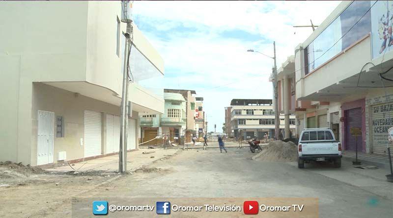 Imagen de la noticia: Comerciantes de Tarqui regresan a la zona cero de Manta