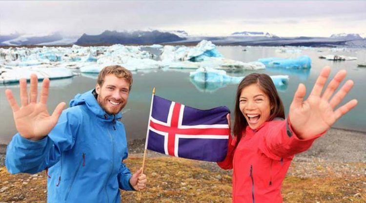 Imagen de la noticia: Islandia pedirá salarios igualitarios en las empresas