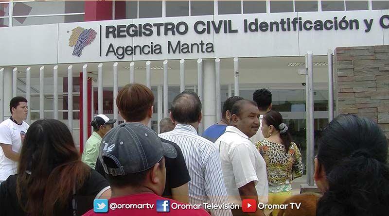 Imagen de la noticia: Registro Civil de Manta emitirá pasaportes desde el 22 de marzo