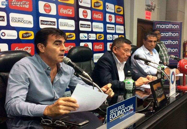 Imagen de la noticia: Quinteros no descarta convocar otros jugadores