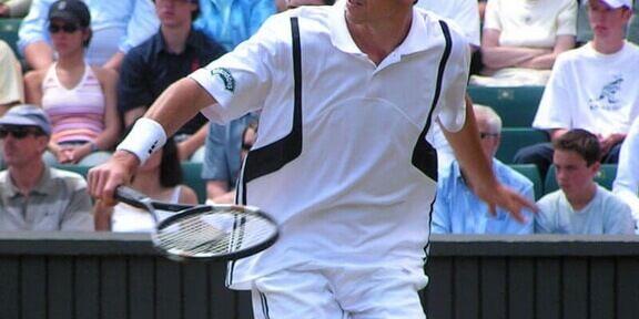 Imagen de la noticia: Classy Edmond stuns Gasquet