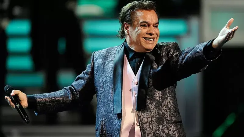 Imagen de la noticia: Quiénes son las celebridades muertas que más millones generaron en 2022, según la revista Forbes