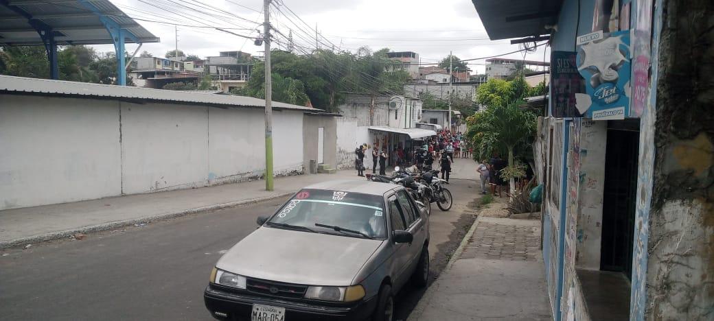 Imagen de la noticia: Ataque armado en Manta, Manabí: cuatro hombres baleados