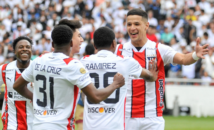 Liga de Quito a dos partidos de la estrella trece