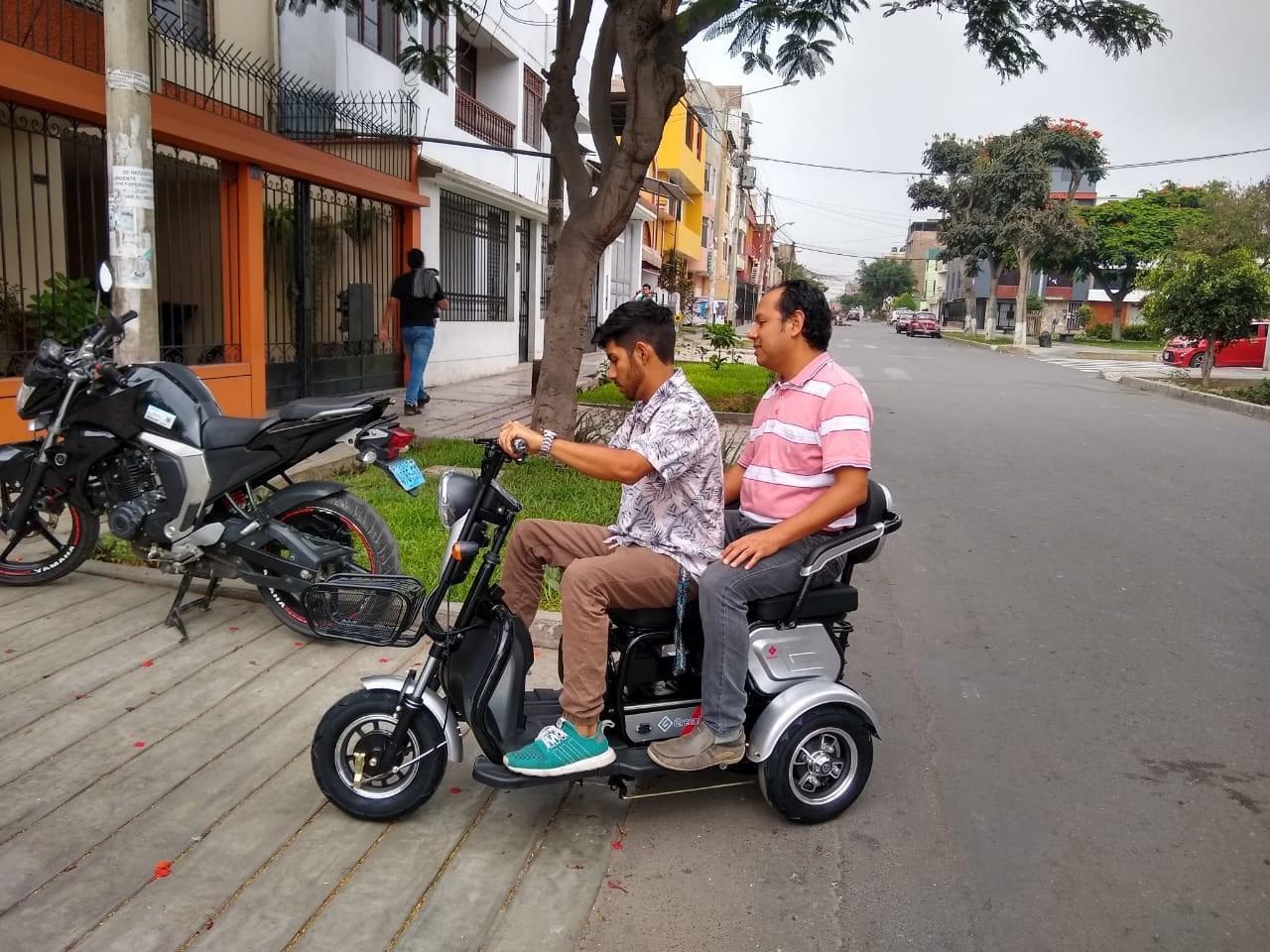 Imagen de la noticia: Motos eléctricas serán reguladas en Ecuador: Licencia y matrícula