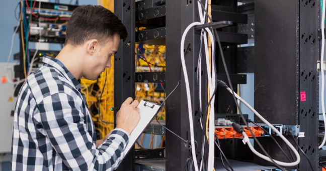 Imagen de la noticia: Vertiv presenta soluciones de alimentación y enfriamiento de IA completas para simplificar la elección y la implementación de infraestructura para centros de datos en Latinoamérica