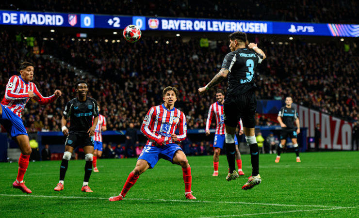 Imagen de la noticia: (VIDEO) Piero Hincapié marcó su primer gol en la Champions League