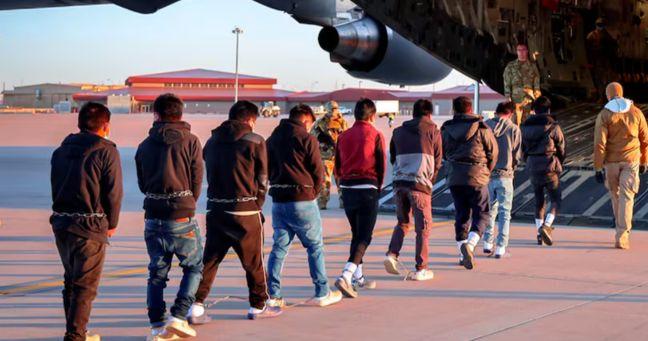 Imagen de la noticia: Deportación masiva en EE.UU.: 538 detenidos, incluidos dos ecuatorianos