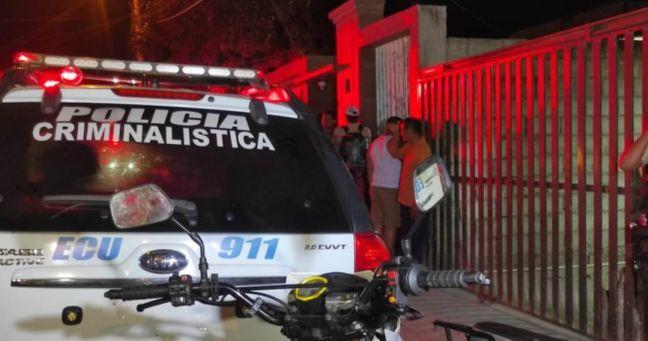 Imagen de la noticia: Manta: joven asesinada en su vivienda y hombre herido en otro ataque armado