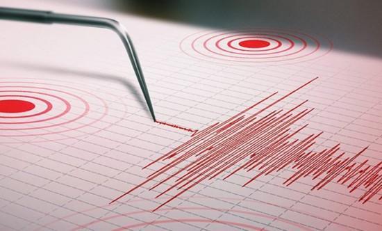 Imagen de la noticia: Fuerte sismo de magnitud 5.7 sacude Guayaquil la noche del 12 de enero