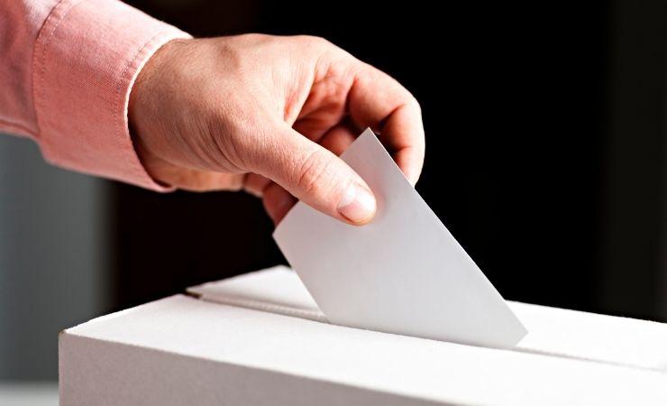 Imagen de la noticia: Consulte su lugar de votación: ¿Quiénes deben votar y qué pasa si no lo hacen?