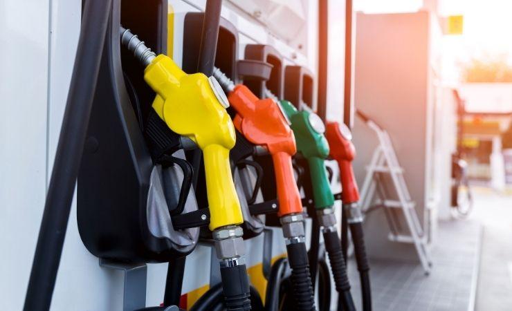 Imagen de la noticia: Nuevos precios de la gasolina en Ecuador rigen desde el 12 de febrero