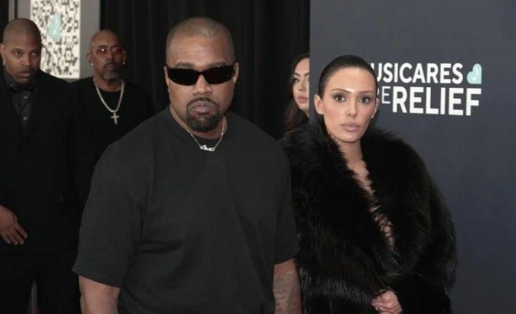 Imagen de la noticia: Kanye West desata polémica con comentarios sobre Kamala Harris tras polémica presencia en los Grammy