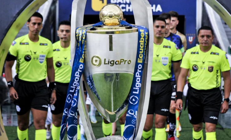 Imagen de la noticia: ¡Se juega la LigaPro! Loor confirmó pago total a los árbitros