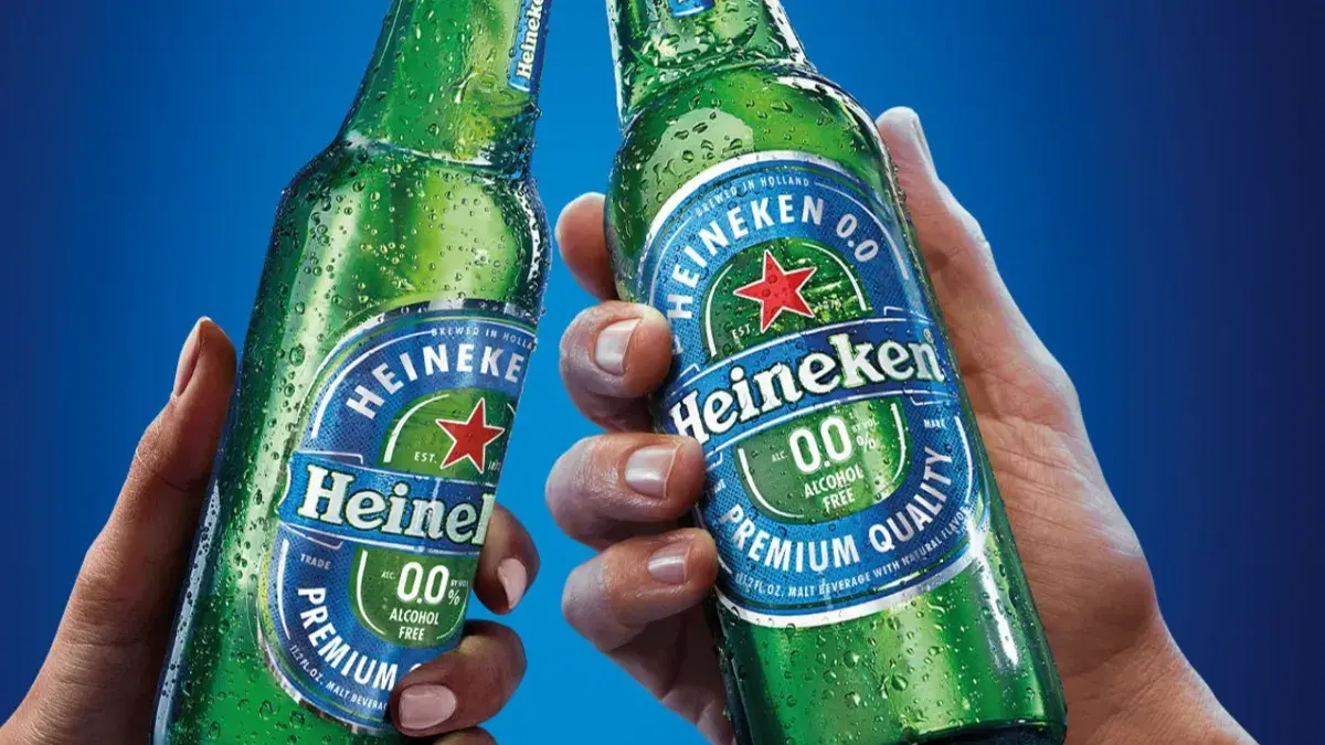 Imagen de la noticia: Heineken 0.0: La alternativa refrescante para este fin de semana electoral con ley seca