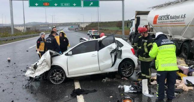 Imagen de la noticia: Famosa tiktoker muere en un accidente de tránsito: su vehículo chocó contra un camión