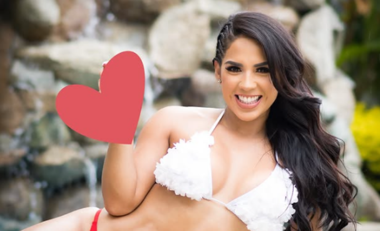 Imagen de la noticia: «Yo quiero más o menos cinco hijos, ¿estarías dispuesta a dármelos?»: Doménico le canta a Joselyn y le propone tener cinco hijos