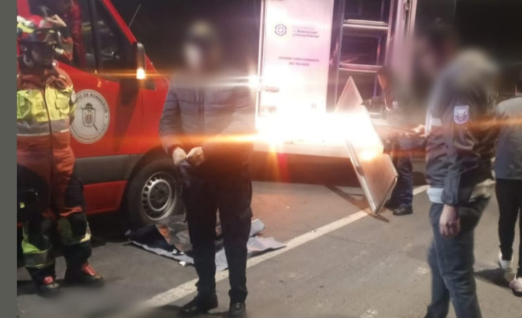 Imagen de la noticia: Héroe en acción: Policía frustra asalto en bus mientras regresaba a casa en Quito