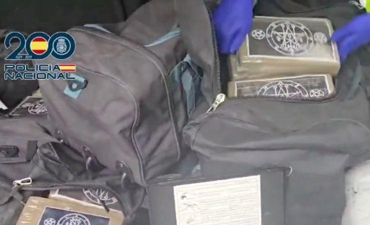 Imagen de la noticia: España desmantela red de narcotráfico ecuatoriana y nexos con la Mocro Maffia