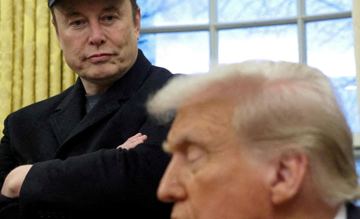 Imagen de la noticia: «Manos fuera»: Protestas globales contra Trump y Musk por “toma multimillonaria” de poder