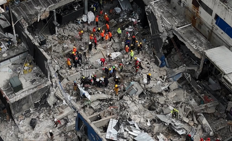 Imagen de la noticia: Asciende a 218 muertos tras colapso del techo en discoteca Jet Set en República Dominicana