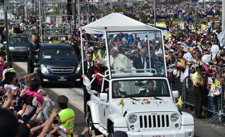 Imagen de la noticia: Ecuador: La visita histórica del papa Francisco en el 2015