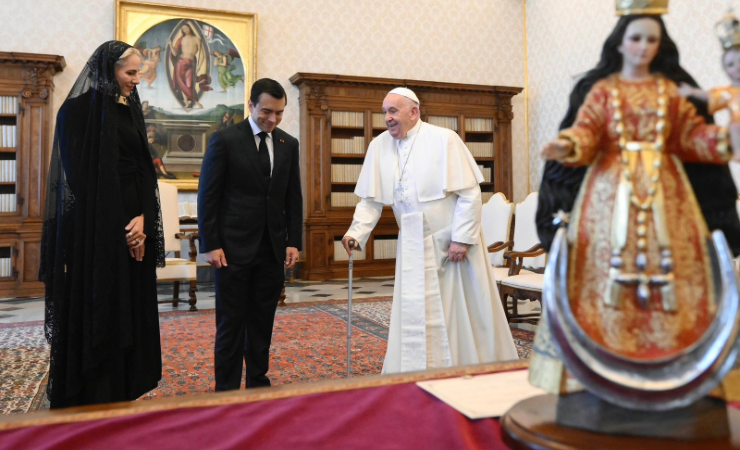 Imagen de la noticia: “Valentía de hacer las cosas diferentes, su sencillez y su fe”: Daniel Noboa sobre el legado del papa Francisco​