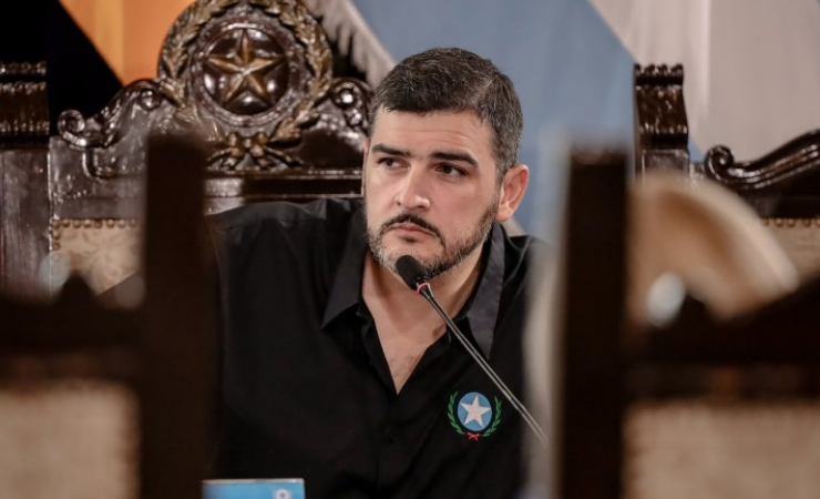 Imagen de la noticia: Aquiles Álvarez alega problemas cardíacos para evitar uso de grillete electrónico en caso Triple A
