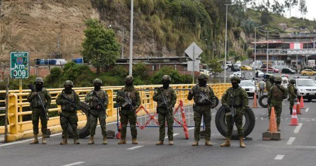 Imagen de la noticia: Noboa ordena cierre de fronteras por elecciones: Ecuador refuerza seguridad en jornada clave