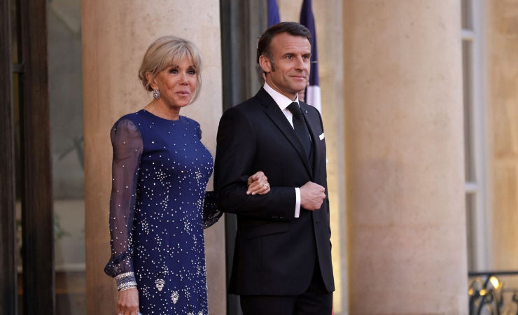 ¿Fue un manotazo o una broma? Macron fue golpeado por su esposa durante una gira en Asia