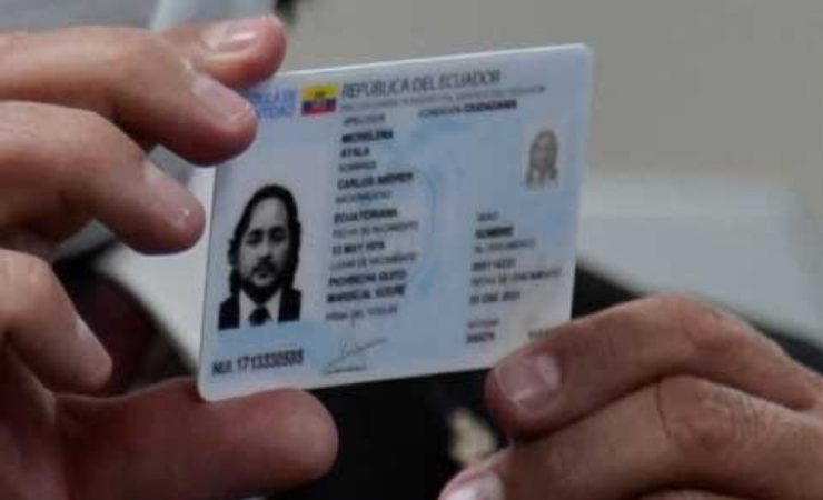 Imagen de la noticia: Cédulas vencidas seguirán siendo válidas para trámites hasta junio de 2025, según el Registro Civil