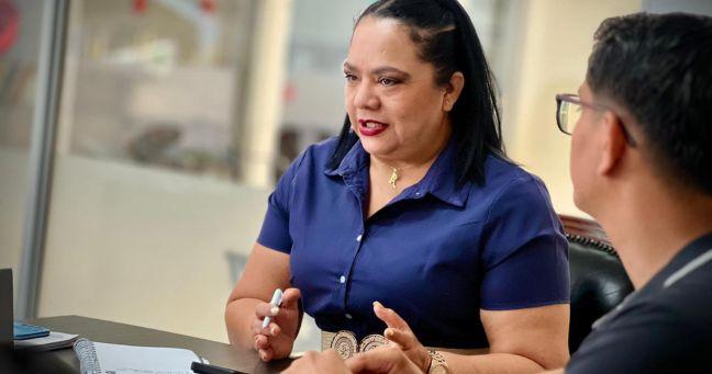 Aurora Valle Alcívar es la nueva gobernadora de Manabí tras decreto de Daniel Noboa