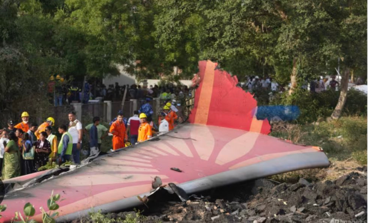Imagen de la noticia: Tragedia aérea en India: hallan caja negra del avión de Air India y único sobreviviente revela cómo escapó con vida