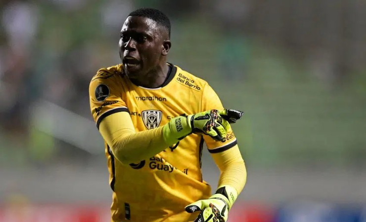 Imagen de la noticia: Moisés Ramírez no seguirá en Independiente del Valle: el club ya fichó a un arquero de LigaPro