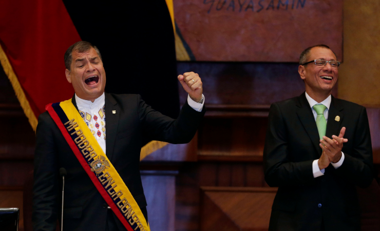 Imagen de la noticia: Rafael Correa explota contra la justicia ecuatoriana: califica de “demencial” y “escandalosa” la sentencia contra Jorge Glas