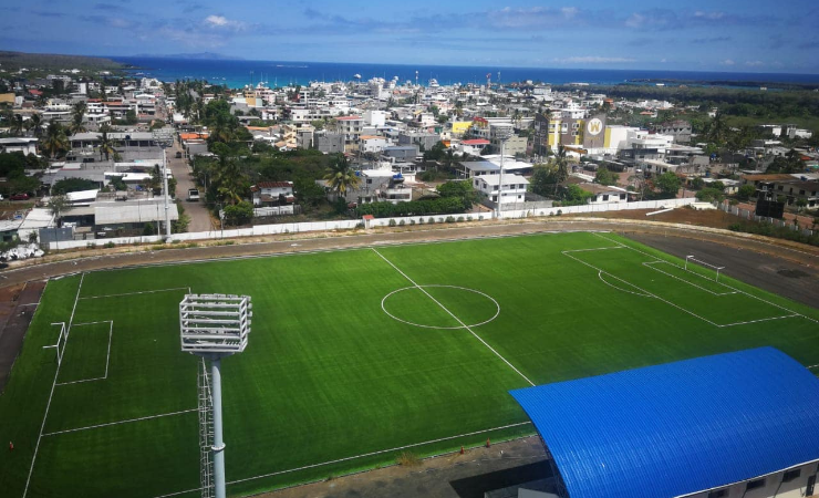 Imagen de la noticia: Alerta de tsunami en Galápagos: habilitan el estadio Pampas Coloradas como refugio