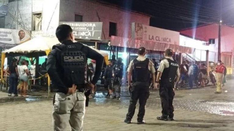 Imagen de la noticia: Esto se sabe de la masacre en una cantina de El Empalme, Guayas: a 17 subió el número de muertos
