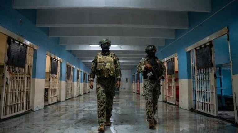 Militares procesados por fuga de alias &#8216;Fede&#8217;, cabecilla de Los Águilas, con medidas cautelares