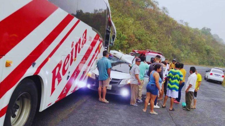 Doctores del hospital de Bahía de Caráquez mueren en accidente de tránsito en Manabí
